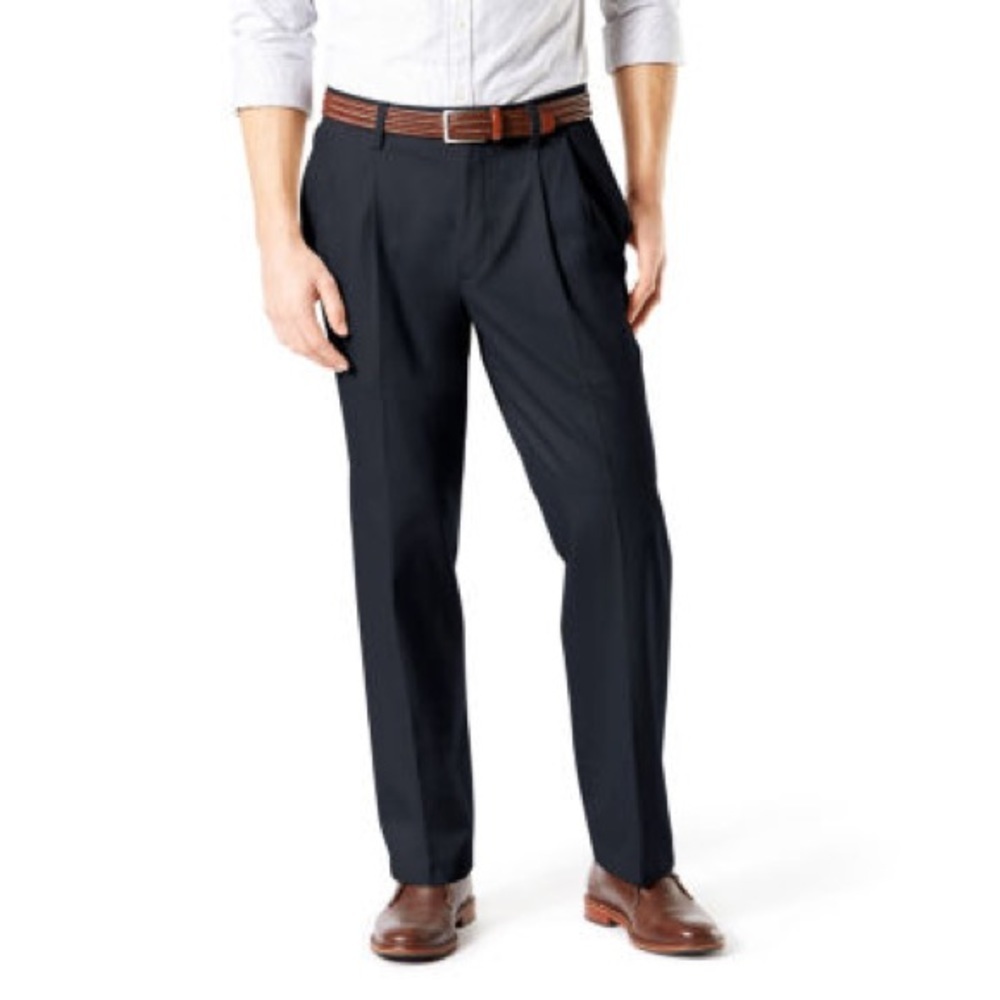 Men's‎ Signature Khaki Pants,Relaxed Fit, 33x30,NWT